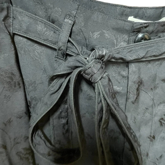 THE GREAT. The Convertible Floral Jacquard Crop Trousers Black Size 2 / US M - Picture 4 of 12